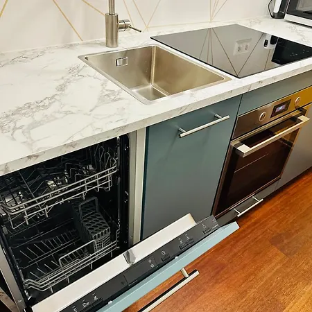Apartment Bee61 * Langen Exklusiv Fuer 4 Personen *vollausstattung Mit Kueche* Inklusive Terrasse *