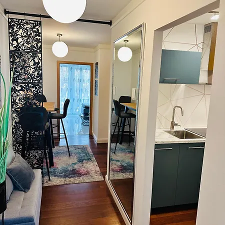 Bee61 * Exklusiv Fuer 4 Personen *vollausstattung Mit Kueche* Inklusive Terrasse * Langen (Hessen)