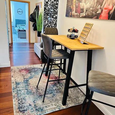 Apartment Bee61 * Langen Exklusiv Fuer 4 Personen *vollausstattung Mit Kueche* Inklusive Terrasse Langen (Hessen)