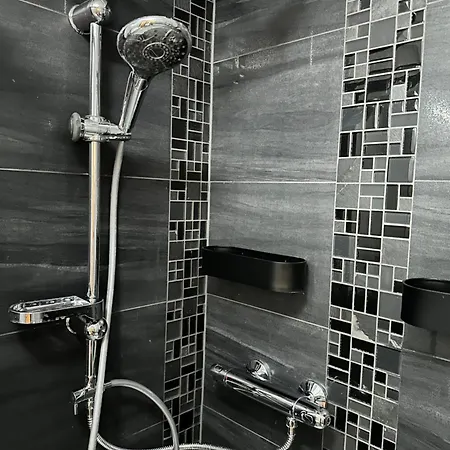 Apartment Bee61 * Exklusiv Für 4 Personen *vollausstattung Mit Küche* Inklusive Terrasse