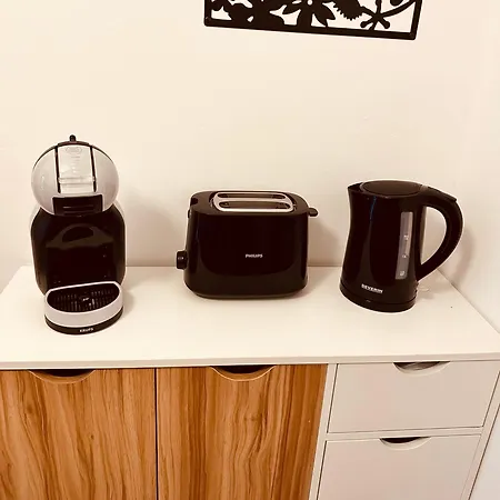 Bee61 * Exklusiv Fuer 4 Personen *vollausstattung Mit Kueche* Inklusive Terrasse * Langen (Hessen)