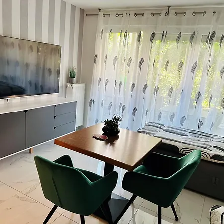 Apartment Bee61 * Exklusiv Für 4 Personen *vollausstattung Mit Küche* Inklusive Terrasse *