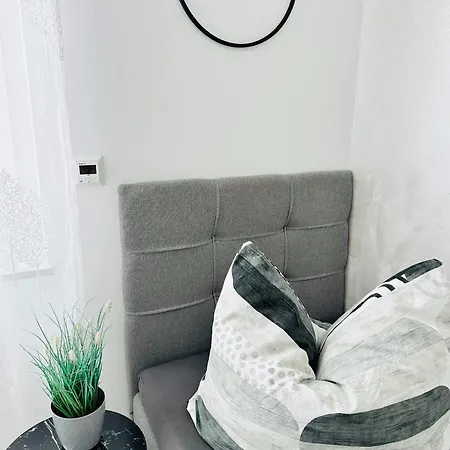 Bee61 * Langen Exklusiv Fuer 4 Personen *vollausstattung Mit Kueche* Inklusive Terrasse