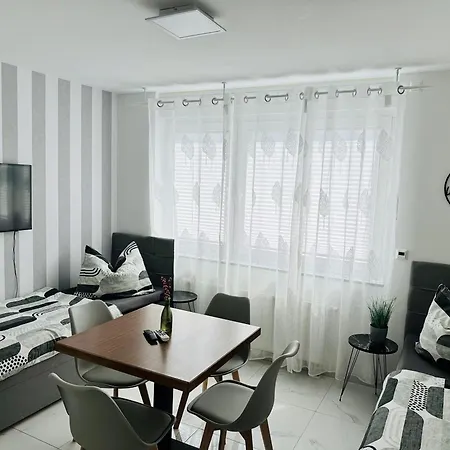Bee61 * Langen Exklusiv Fuer 4 Personen *vollausstattung Mit Kueche* Inklusive Terrasse