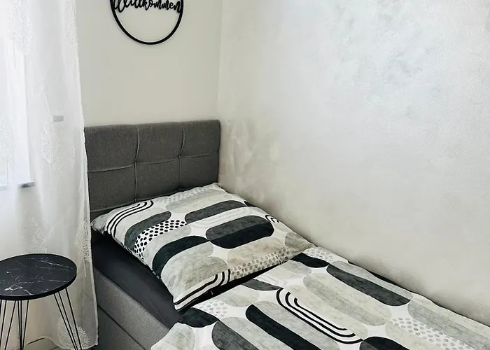 Bee61 * Exklusiv Fuer 4 Personen *vollausstattung Mit Kueche* Inklusive Terrasse Apartmán Langen (Hessen)