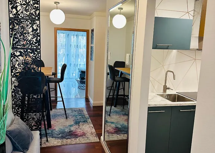 Bee61 * Exklusiv Fuer 4 Personen *vollausstattung Mit Kueche* Inklusive Terrasse * Langen (Hessen)