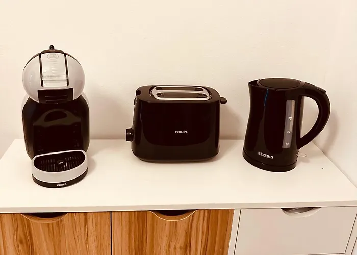 Bee61 * Exklusiv Fuer 4 Personen *vollausstattung Mit Kueche* Inklusive Terrasse * Langen (Hessen)