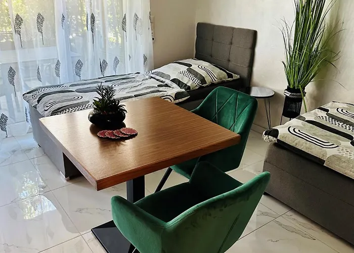 Bee61 * Exklusiv Fuer 4 Personen *vollausstattung Mit Kueche* Inklusive Terrasse *