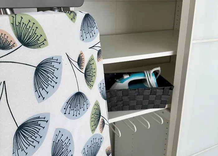 Bee61 * Exklusiv Fuer 4 Personen *vollausstattung Mit Kueche* Inklusive Terrasse * Langen (Hessen)