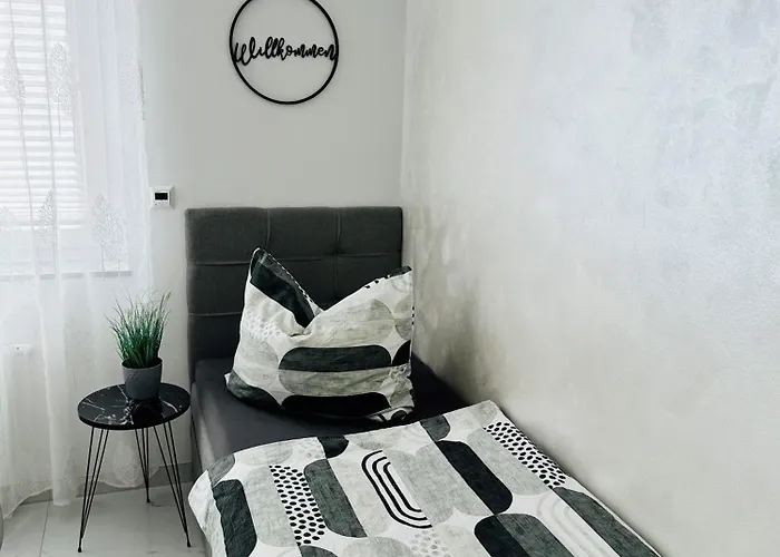 Bee61 * Exklusiv Fuer 4 Personen *vollausstattung Mit Kueche* Inklusive Terrasse Apartmán