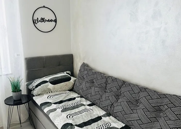 Bee61 * Exklusiv Fuer 4 Personen *vollausstattung Mit Kueche* Inklusive Terrasse